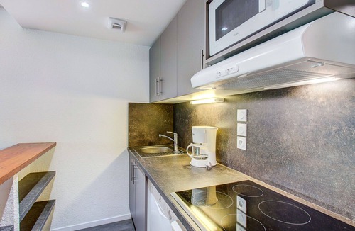 Loudervielle Apartment | Nice apartment for 6 guests with WIFI, pool, TV, balcony and parking