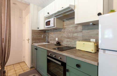 Le Home Apartment | Nice apartment for 2 guests with WIFI, TV, terrace and parking