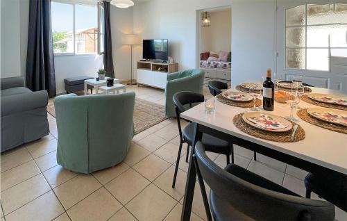 Mauleon-d'Armagnac Apartment | Nice Apartment In Mauléon D'armagnac