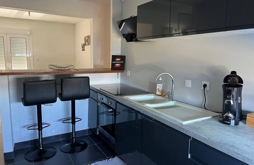 Villebarou Apartment | Nice apartment