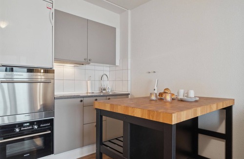 Sandvig Apartment | Nice apartment in Allinge with WiFi