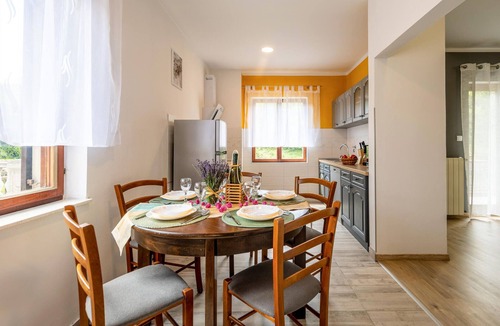 Veli Brgud Apartment | Nice apartment in Bresca with WiFi
