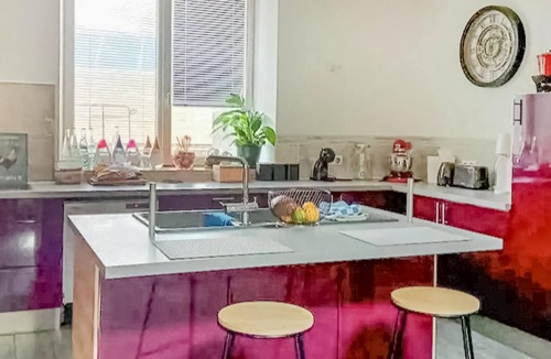 Champagnole Apartment | Nice apartment in Champagnole with WiFi