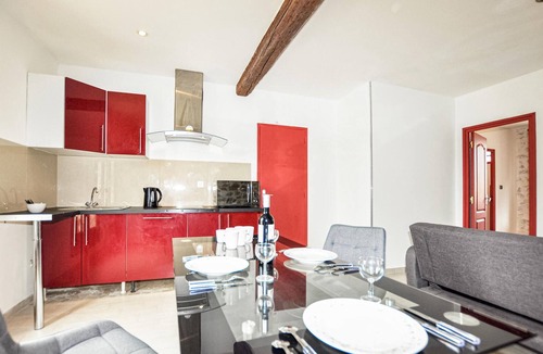 Capendu Apartment | Nice apartment in Capendu with kitchen