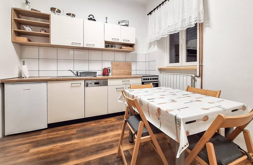 Delnice Apartment | Nice apartment in Delnice with WiFi