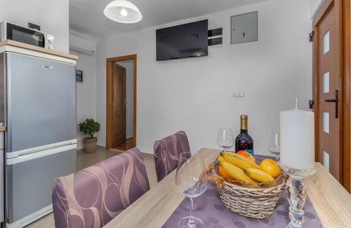 Dramalj Apartment | Nice apartment in Dramalj with swimming pool