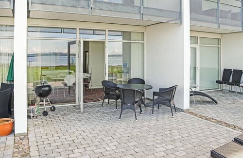 Syddjurs Kommune Apartment | Nice apartment in Ebeltoft with sauna