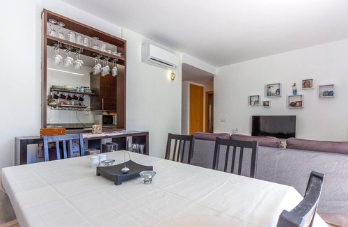 Les Deveses Apartment | Nice apartment in El Vergel with WiFi