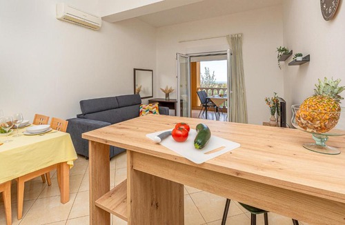 Galizana Apartment | Nice apartment in Galizana with 1 Bedrooms and WiFi