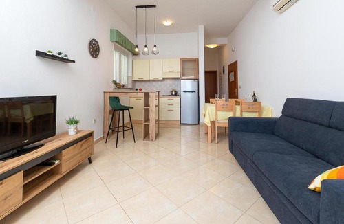 Galizana Apartment | Nice apartment in Galizana with 1 Bedrooms and WiFi