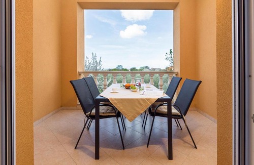 Galizana Apartment | Nice apartment in Galizana with 1 Bedrooms and WiFi