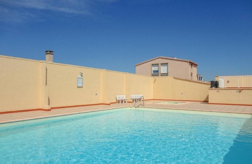 Gruissan Apartment | Nice apartment in Gruissan with kitchen