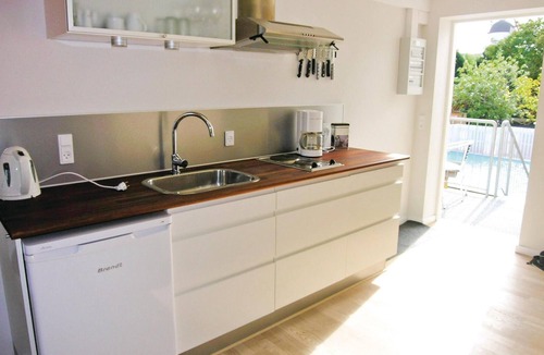 Gudhjem Apartment | Nice apartment in Gudhjem with house sea view