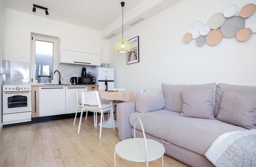 Kastel Luksic Apartment | Nice apartment in Kastel Luksic with WiFi