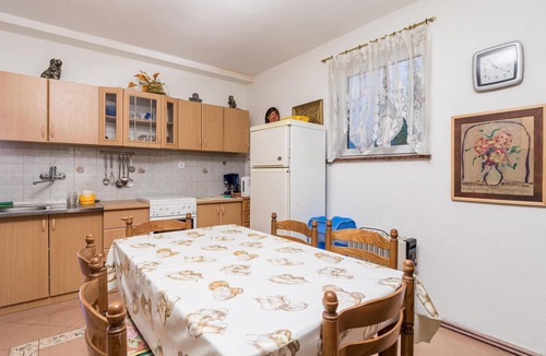 Stinica Apartment | Nice apartment in Jablanac with house sea view