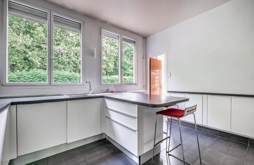 Montreuil Apartment | Nice apartment in Montreuil with WiFi