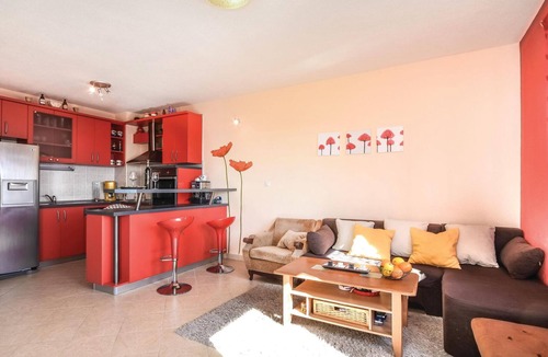 Split Apartment | Nice apartment in Mravince