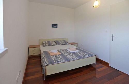 Zrce Apartment | Nice apartment in Novalja
