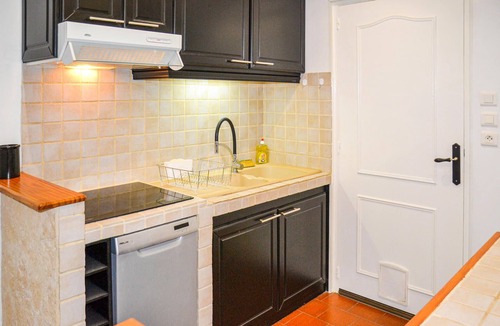 Murviel-les-Montpellier Apartment | Nice apartment in Pignan with WiFi