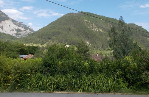 Entrevaux Apartment | NICE APARTMENT IN QUIET VILLA (Massacan)