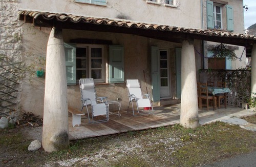 Entrevaux Apartment | NICE APARTMENT IN QUIET VILLA (Massacan)