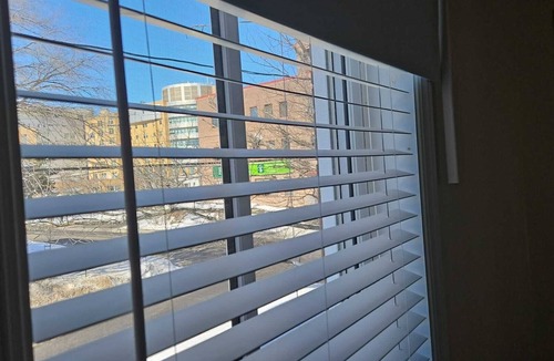 Rimouski-Neigette Apartment | Nice apartment in Rimouski with parking