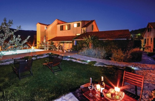 Srinjine Apartment | Nice apartment in Srinjine