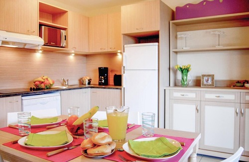Saint-Cyprien Plage Apartment | Nice apartment in St. Cyprien
