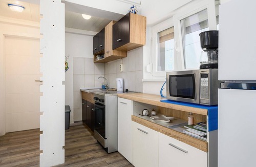 Tar Apartment | Nice apartment in Tar with swimming pool