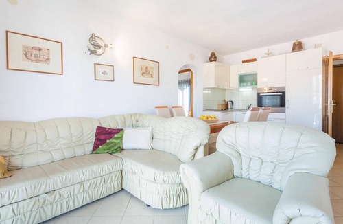 Trogir Apartment | Nice apartment in Trogir