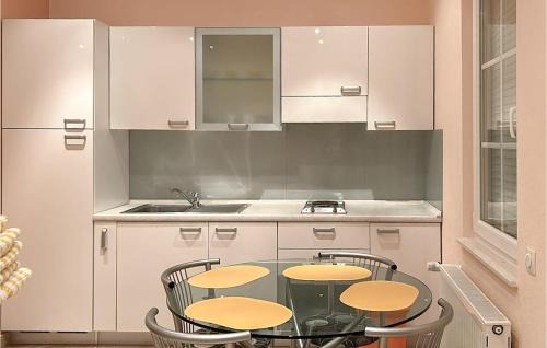Trpanj Apartment | Nice Apartment In Trpanj With Lake View