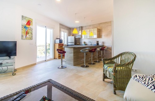 Orba Apartment | Nice apartment in Trullent