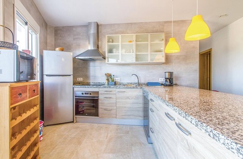 Orba Apartment | Nice apartment in Trullent