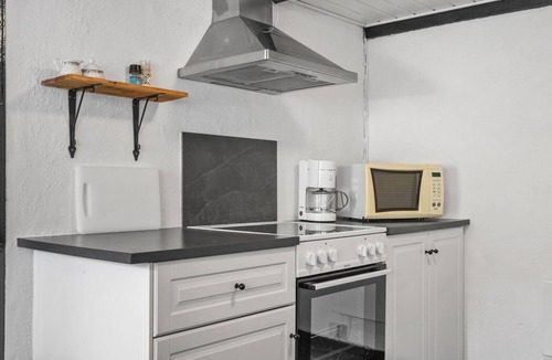 Ulfborg Apartment | Nice apartment in Ulfborg with WiFi