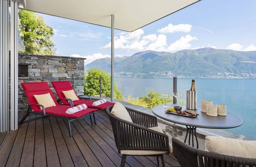 Ascona Villa | Nice apartment in villa for 2 people with internet, A/C, pool, TV, patio and panoramic view