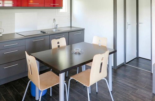 Marminiac House | Nice apartment in villa for 4 guests with WIFI, pool, TV, terrace and pets allowed