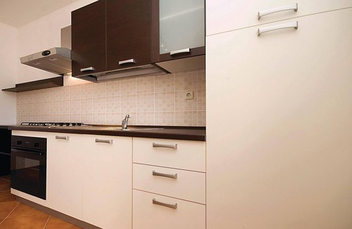 Vir Apartment | Nice apartment in Vir with WiFi