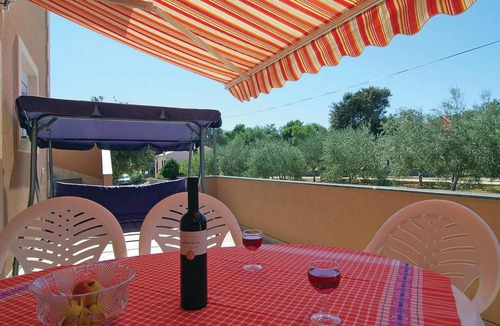 Vir Apartment | Nice apartment in Vir with WiFi
