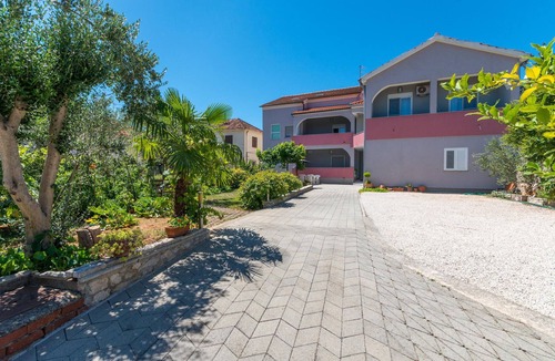 Zadar Apartment | Nice apartment in Zadar with WiFi