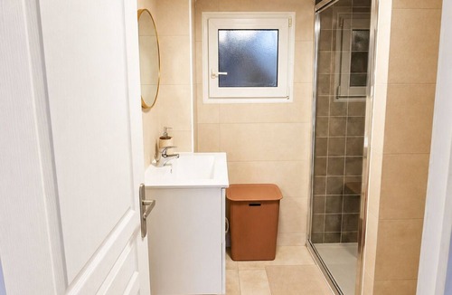 Sevran Apartment | Nice apartment near Paris CDG Airport