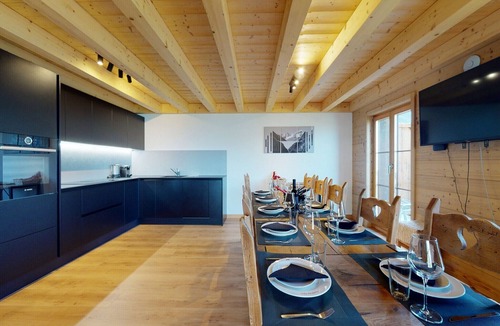 Saint-Pierre-de-Clages House | Nice apartment with balcony