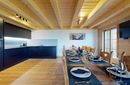 Saint-Pierre-de-Clages House | Nice apartment with balcony