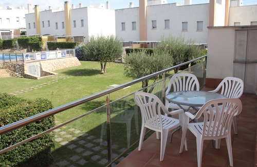 Creixell Apartment | Nice apartment with private terrace