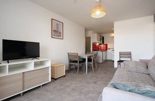 Serignan Apartment | Nice apt near the beach for 4 pers