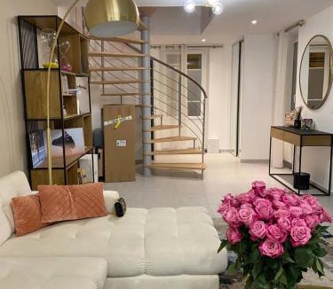 Levallois-Perret House | Nice area 5 minutes from Paris