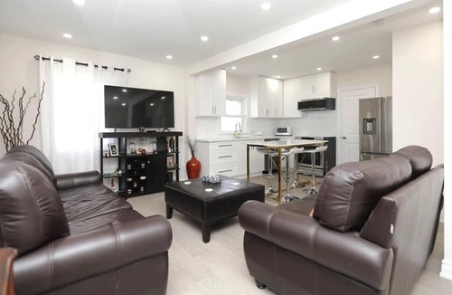 London Apartment | Nice basement near university