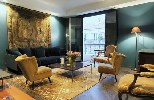 Carabacel Apartment | Nice center - Apartment 2 Bdrms - 2 Baths - AC - Calm and Terrace