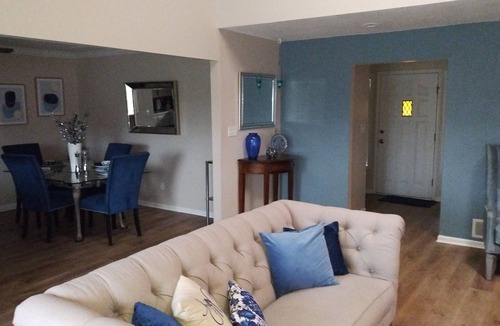 Kansas City House | Nice Centrally Located Home