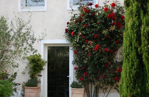 Paimboeuf House | NICE CHARACTER HOUSE on the banks of the Loire AND ITS FLOWERED GARDEN, 10 MN FROM THE SEA