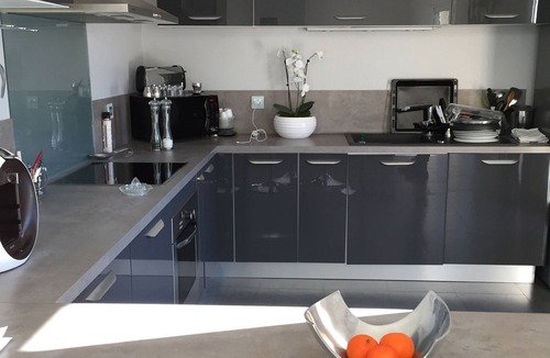 Mazan Villa | Nice Charming Villa